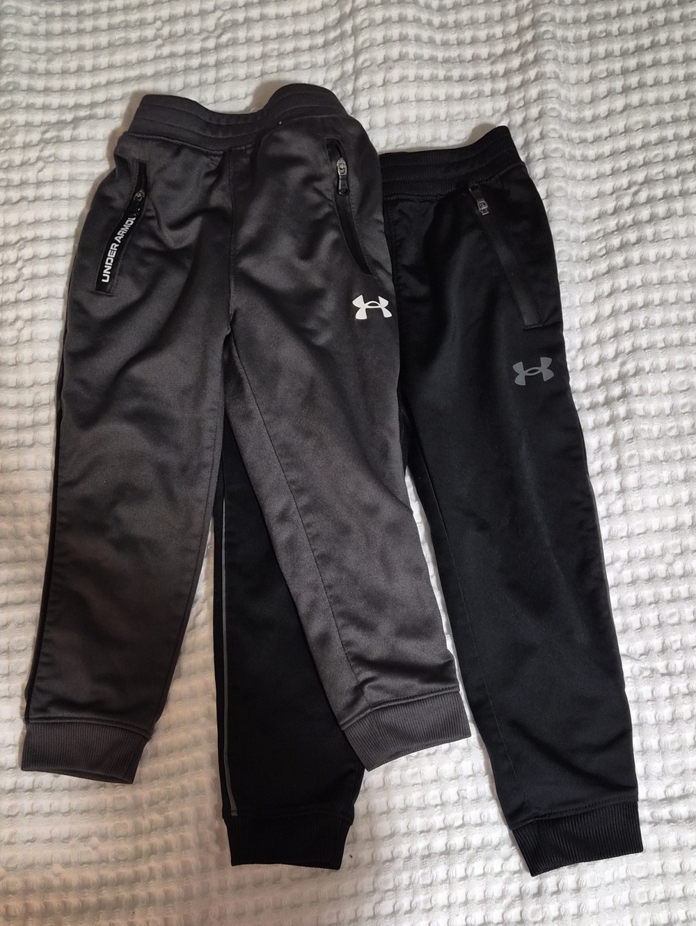 Under Armour 3T Black and Gray Athletic Jogger Pants
